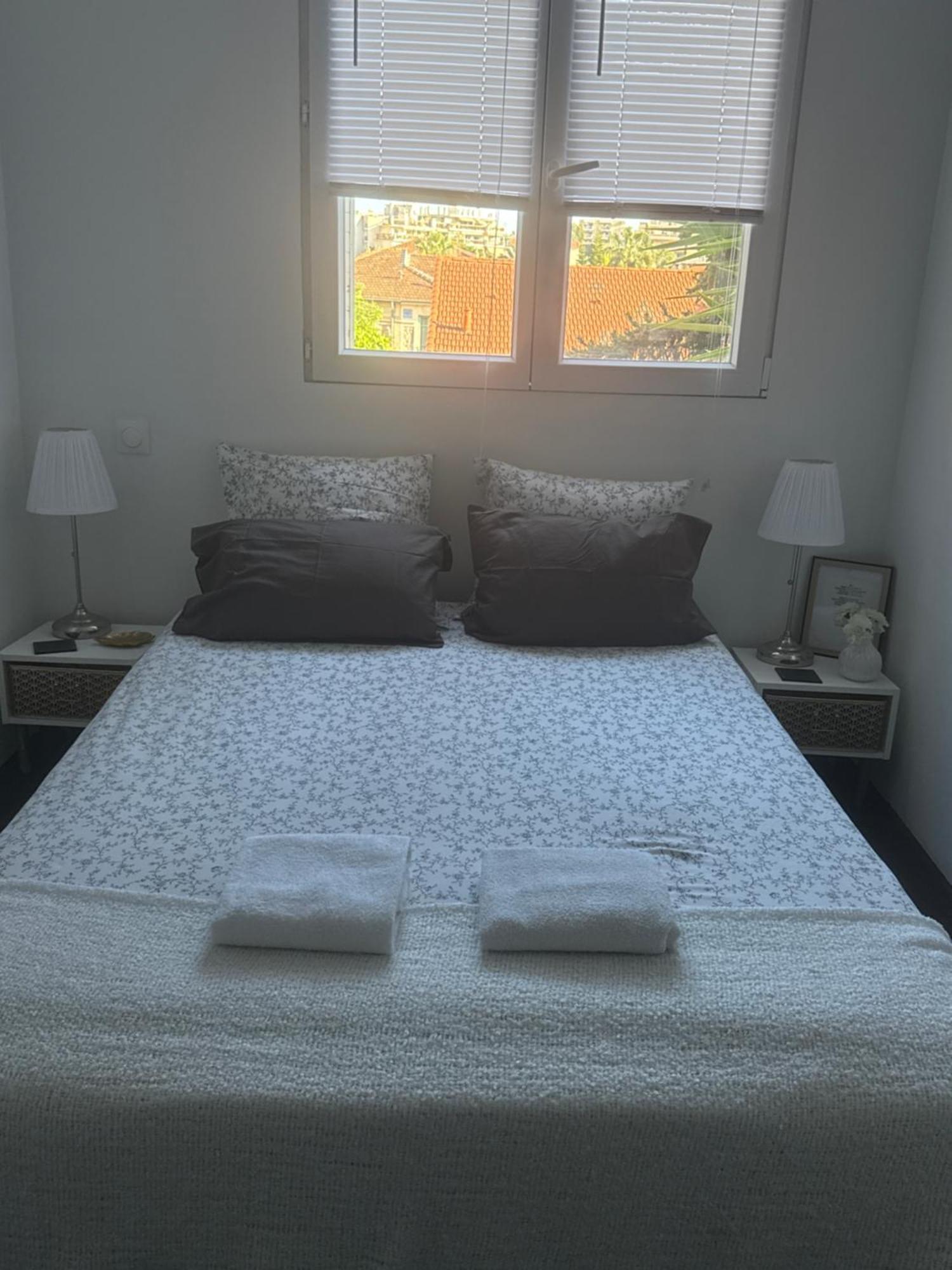 Résidence Sécurisée: Chambre Privée avec Parking et Accès Facile Nice Exterior photo